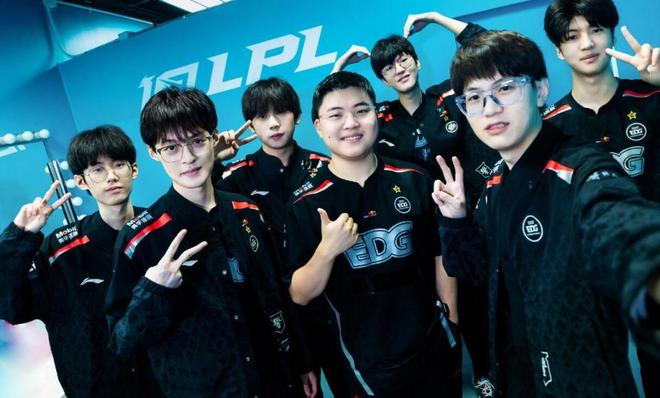 在每一轮焦 在每一轮焦